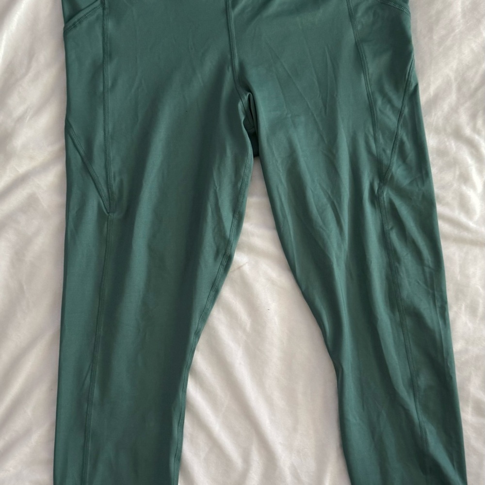 Plus Size 1X Puma NWT Green Athletic Leggings